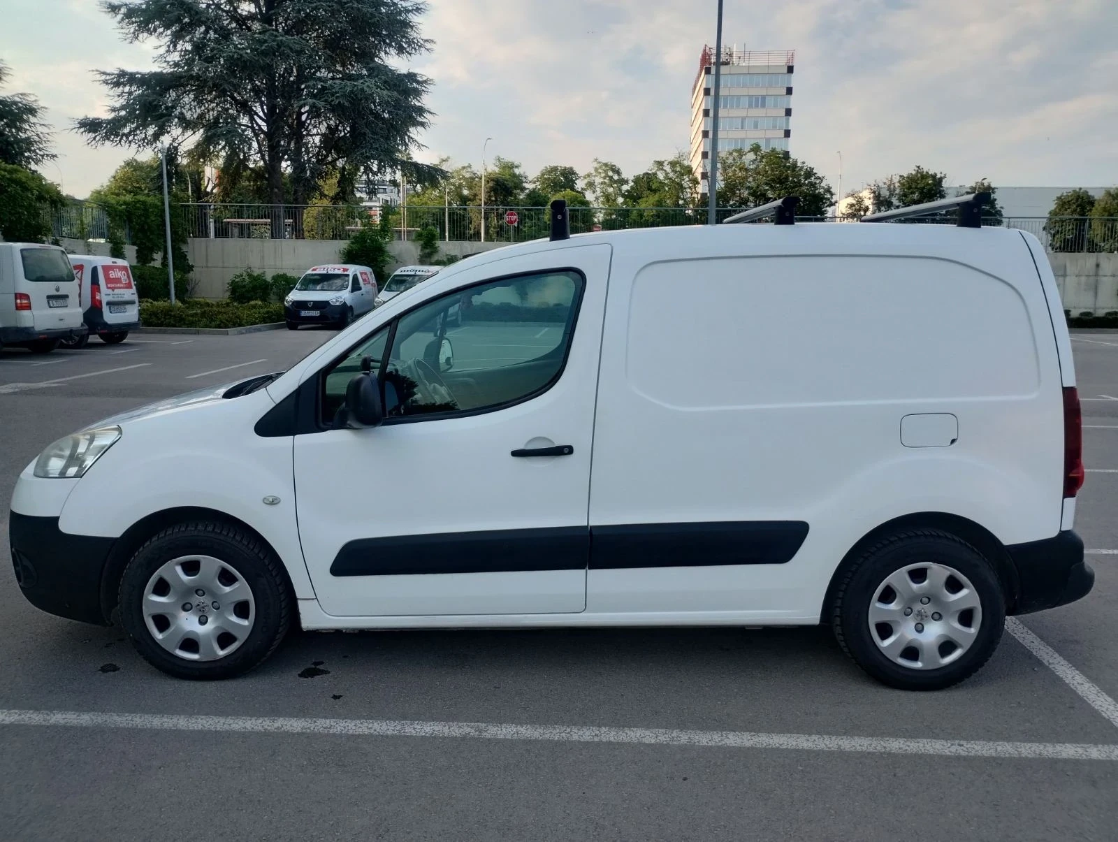 Peugeot Partner 1.6HDI 75hp - изображение 2