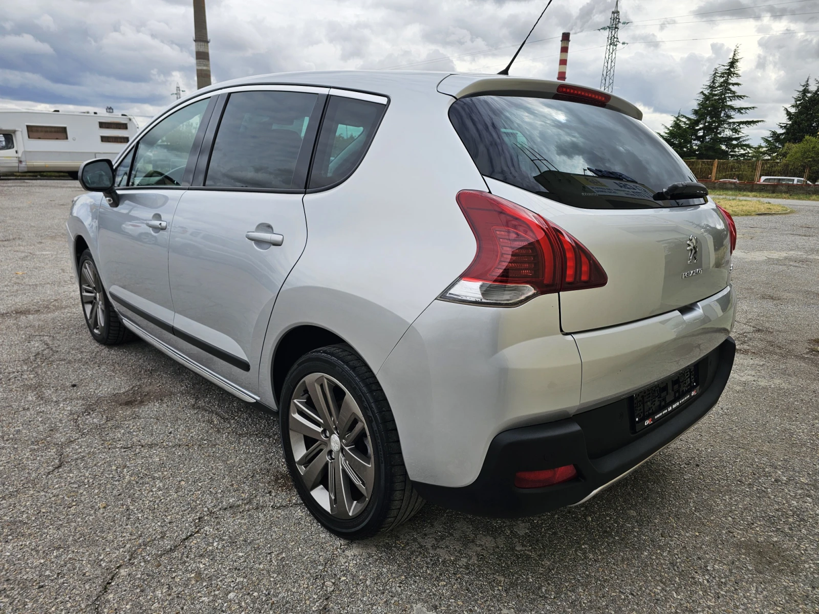 Peugeot 3008 2.0 HDI 163к.с. FULL OPTIONAL - изображение 5