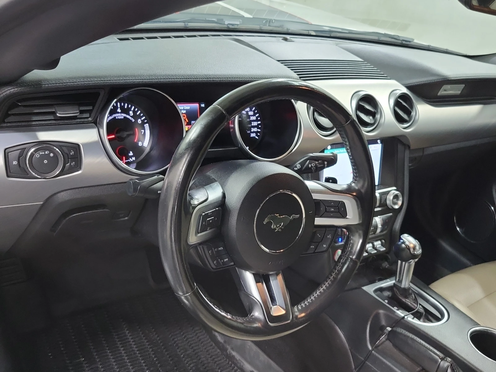 Ford Mustang * CARFAX * БЕЗ ПЪРВОНАЧАЛНА ВНОСКА | Mobile.bg — изображение 8