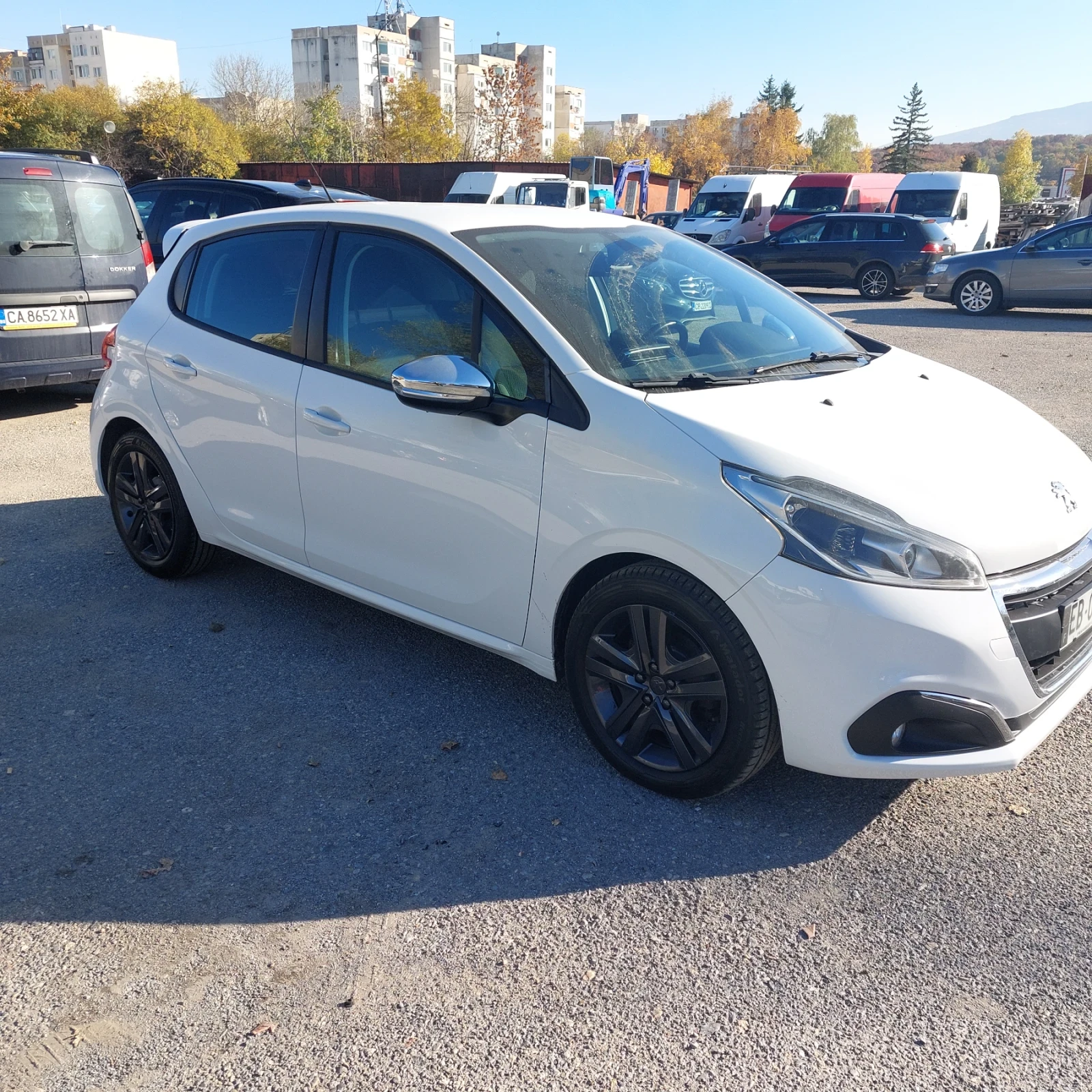 Peugeot 208 1.2 | Mobile.bg   3