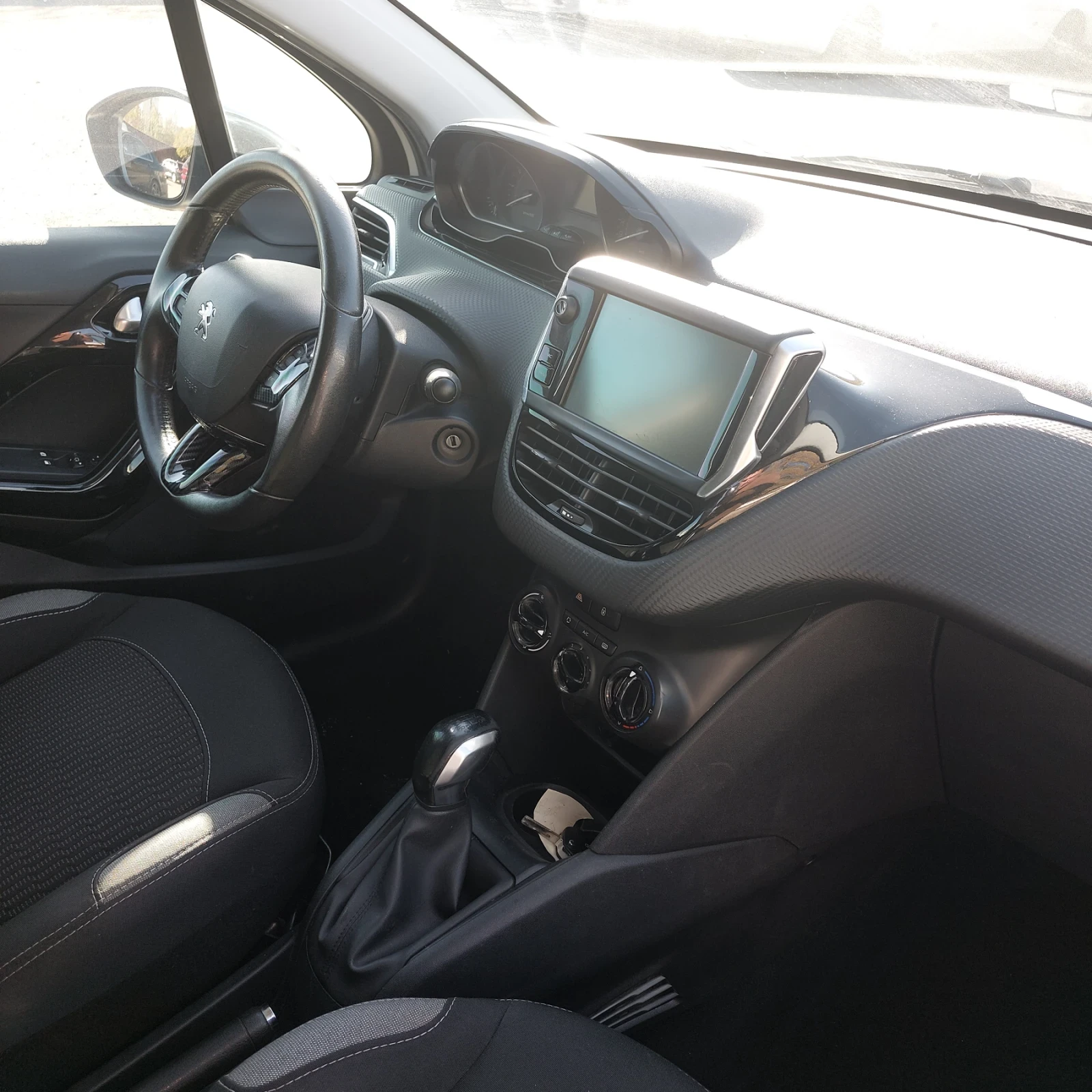 Peugeot 208 1.2 | Mobile.bg   9
