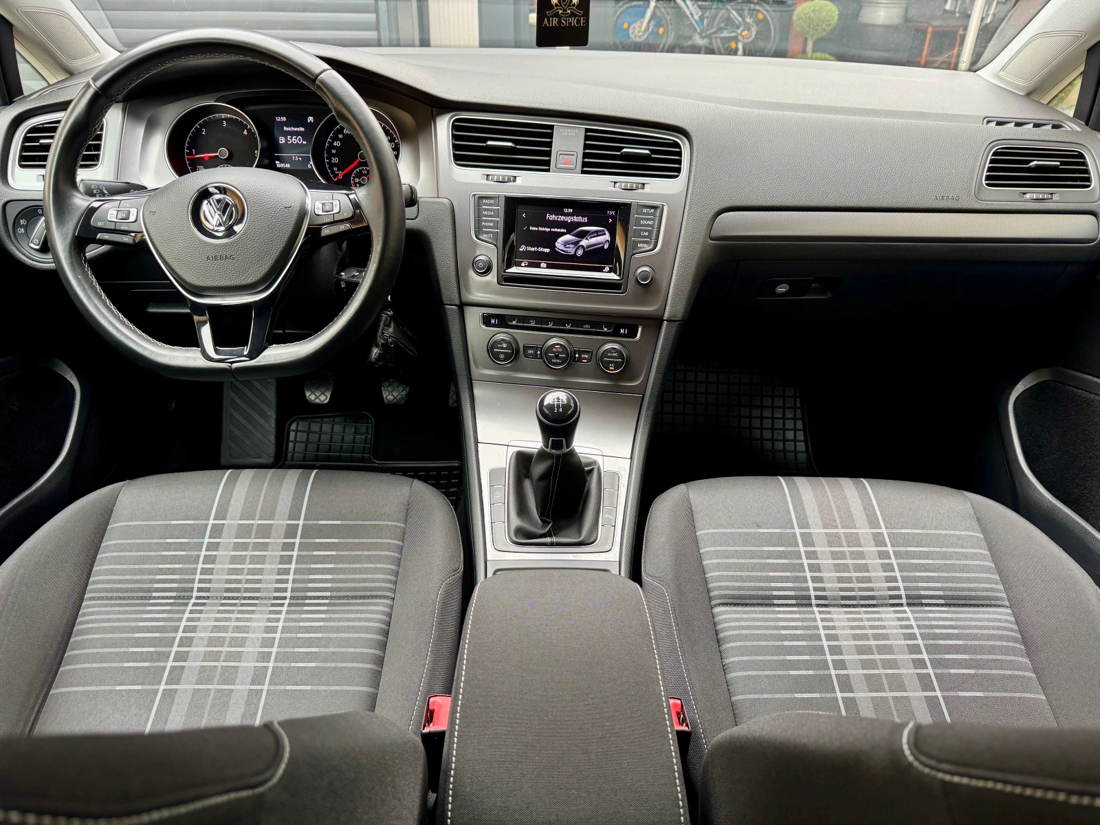 VW Golf 1.6TDi-LOUNGE - изображение 9