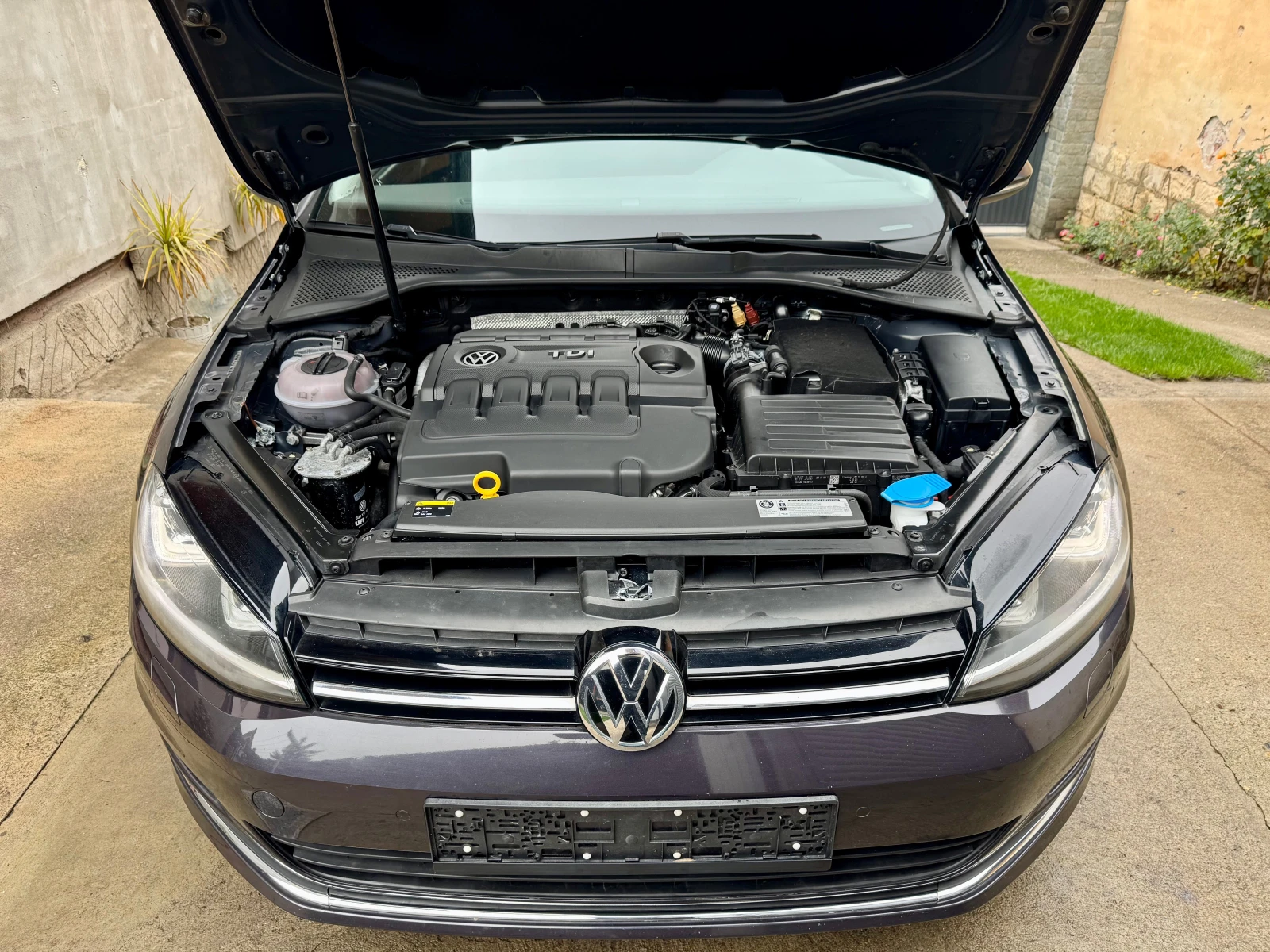 VW Golf 1.6TDi-LOUNGE | Mobile.bg � ����������� 16