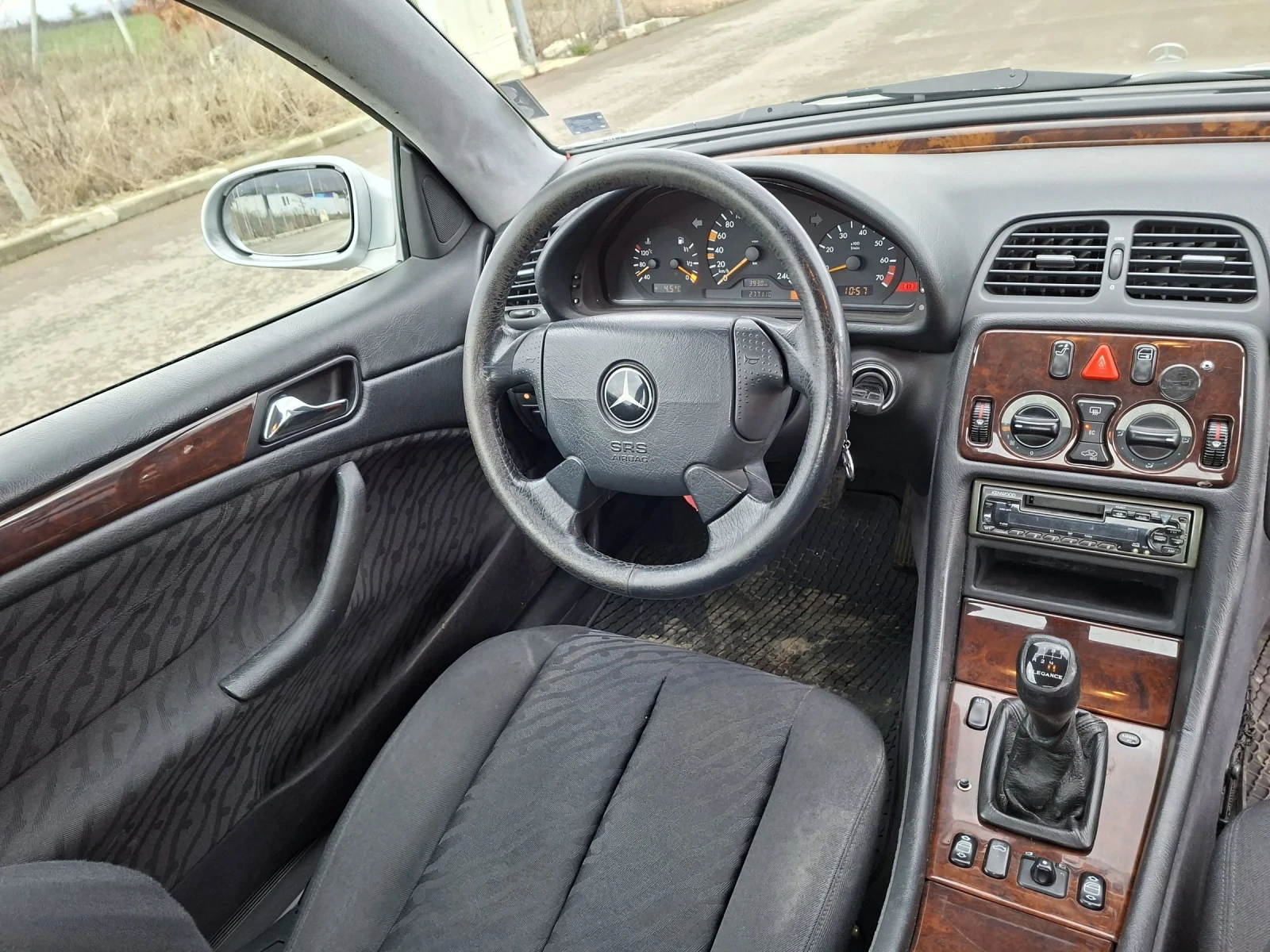 Mercedes-Benz CLK CLK 200 136hp, снимка 9 - Автомобили и джипове - 53539876