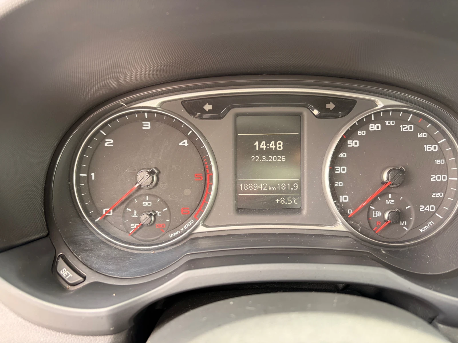 Audi A1, снимка 10 - Автомобили и джипове - 53937392