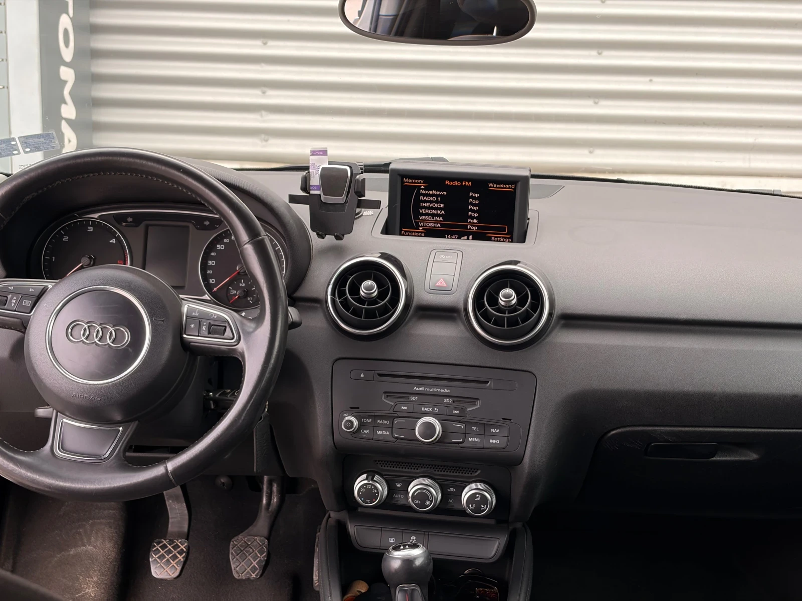 Audi A1, снимка 7 - Автомобили и джипове - 53937392