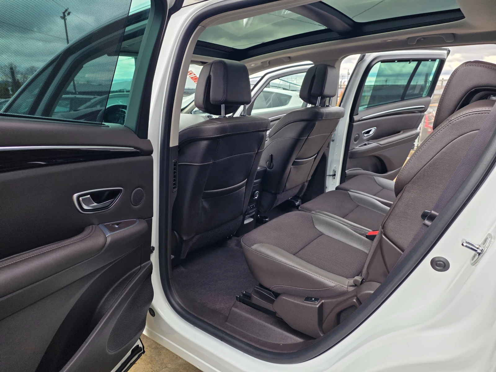 Renault Espace 1.8TCE-224к.с EURO 6b-АВТОМАТИК-ШВЕЙЦАРИЯ, снимка 13 - Автомобили и джипове - 54040027