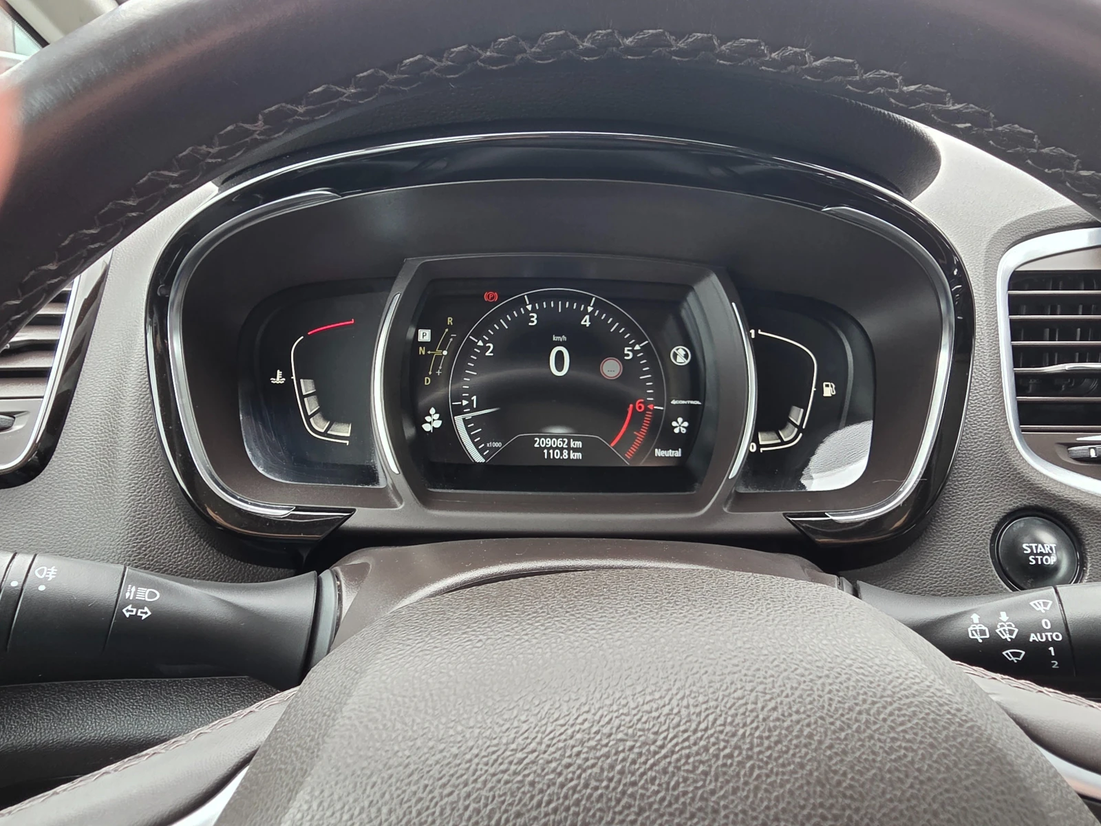 Renault Espace 1.8TCE-224к.с EURO 6b-АВТОМАТИК-ШВЕЙЦАРИЯ, снимка 10 - Автомобили и джипове - 54040027