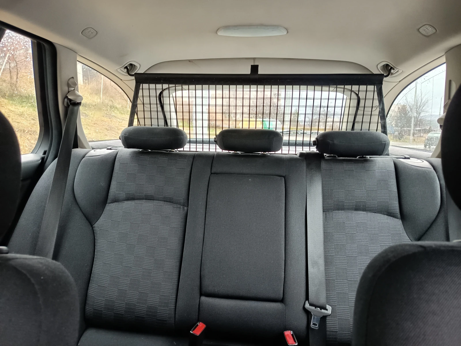 Mercedes-Benz C 180 Kompressor, снимка 8 - Автомобили и джипове - 54096944