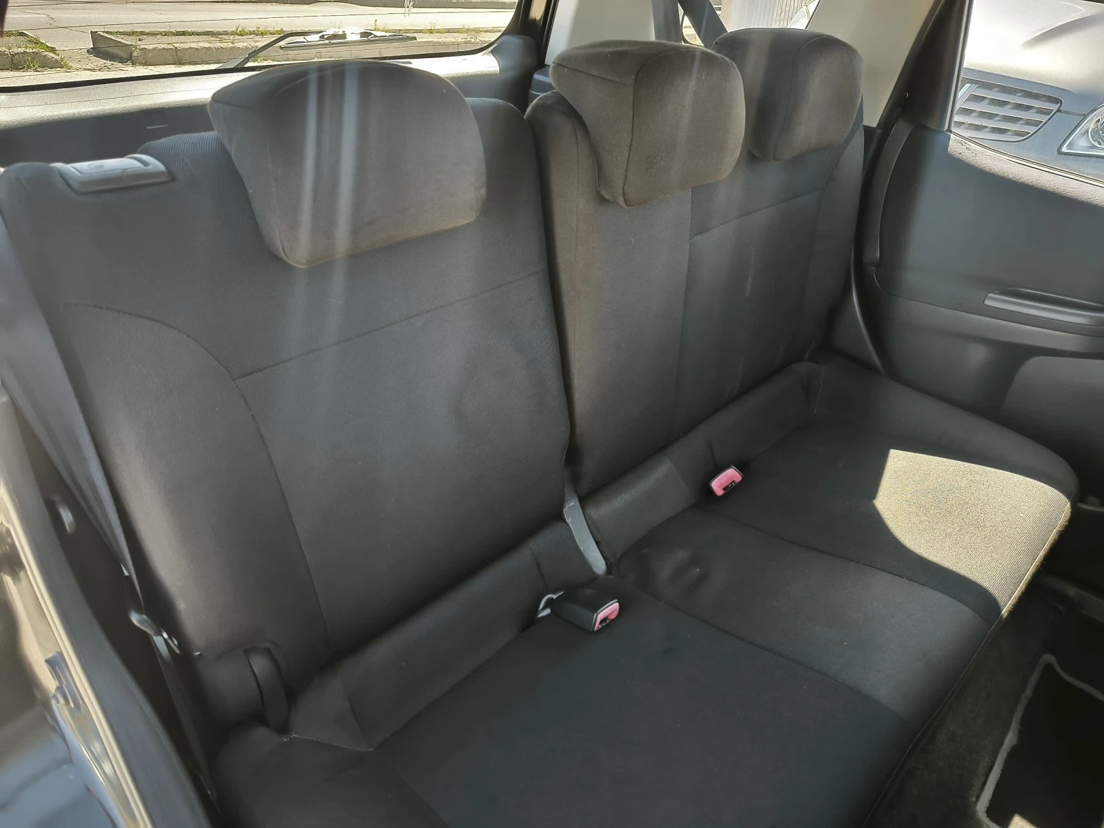 Subaru Justy 1.3i 4x4 , снимка 11 - Автомобили и джипове - 54151669