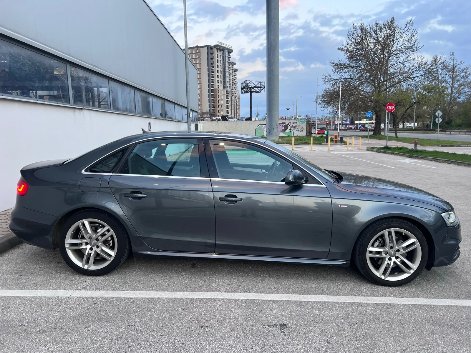 Audi A4 S-line automatic , снимка 4 - Автомобили и джипове - 54168558