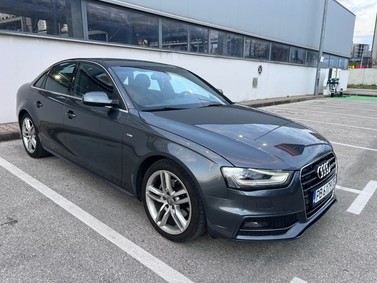 Audi A4 S-line automatic 