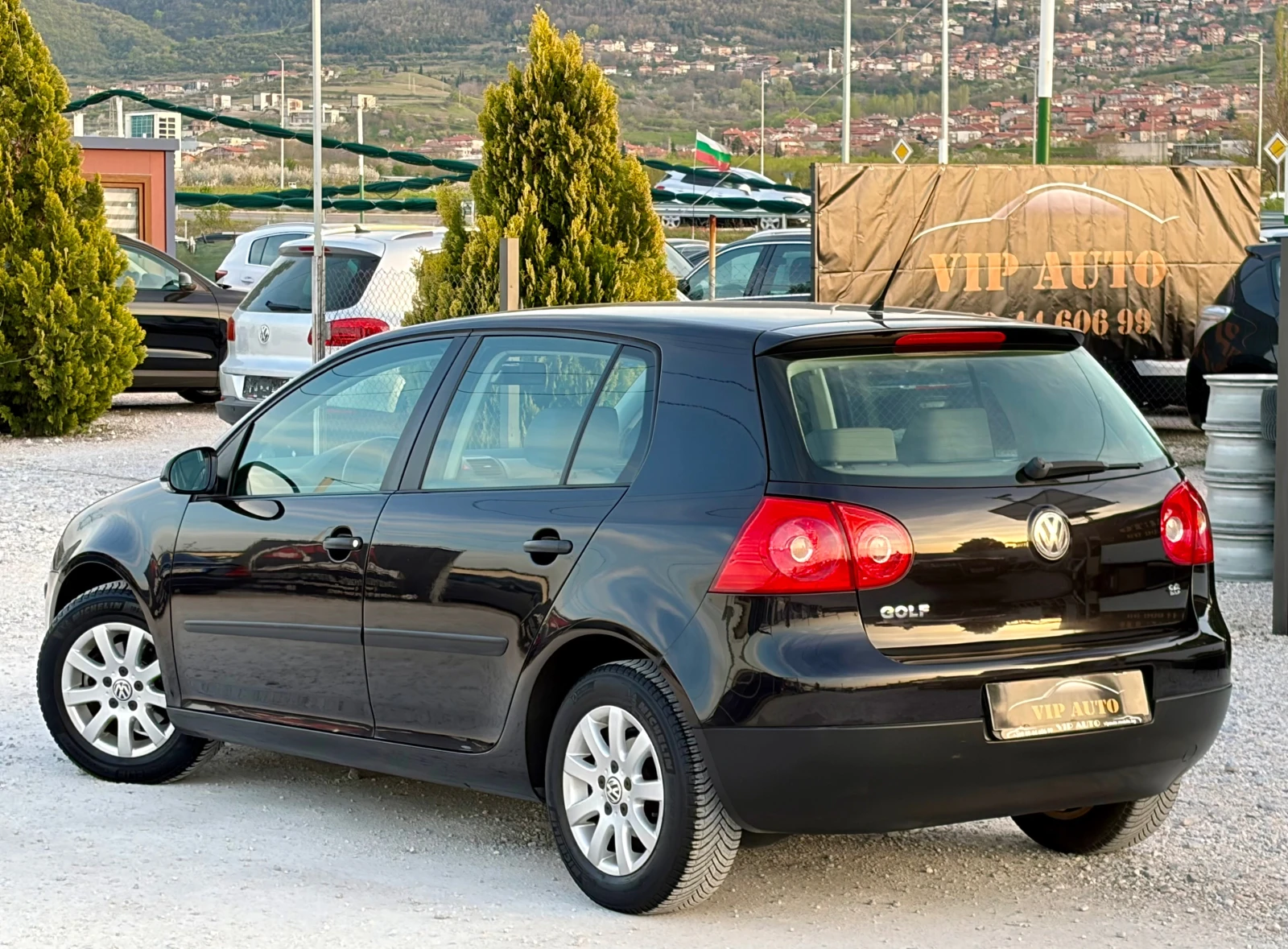 VW Golf 1.6i HIGHLINE 111000км РЕАЛНИ !!!, снимка 4 - Автомобили и джипове - 54232150