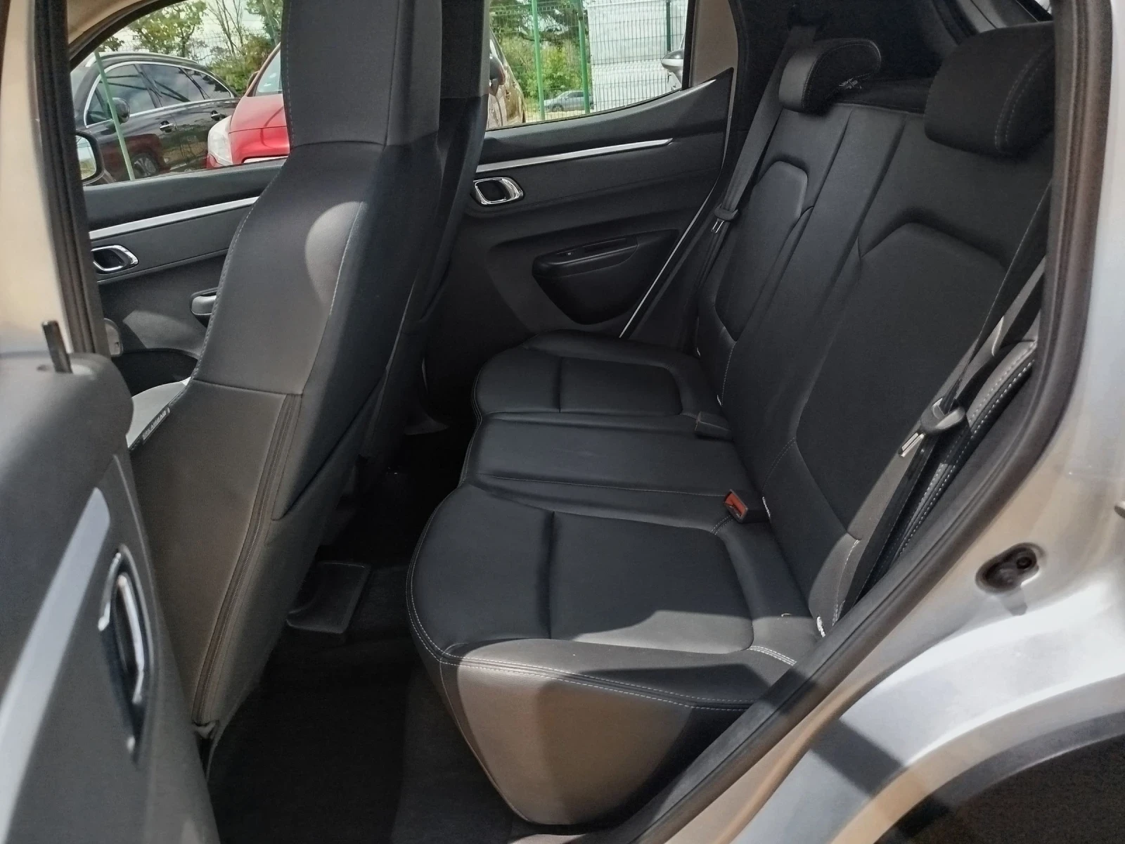 Dacia Spring Electric 45 facelift , снимка 12 - Автомобили и джипове - 54527094