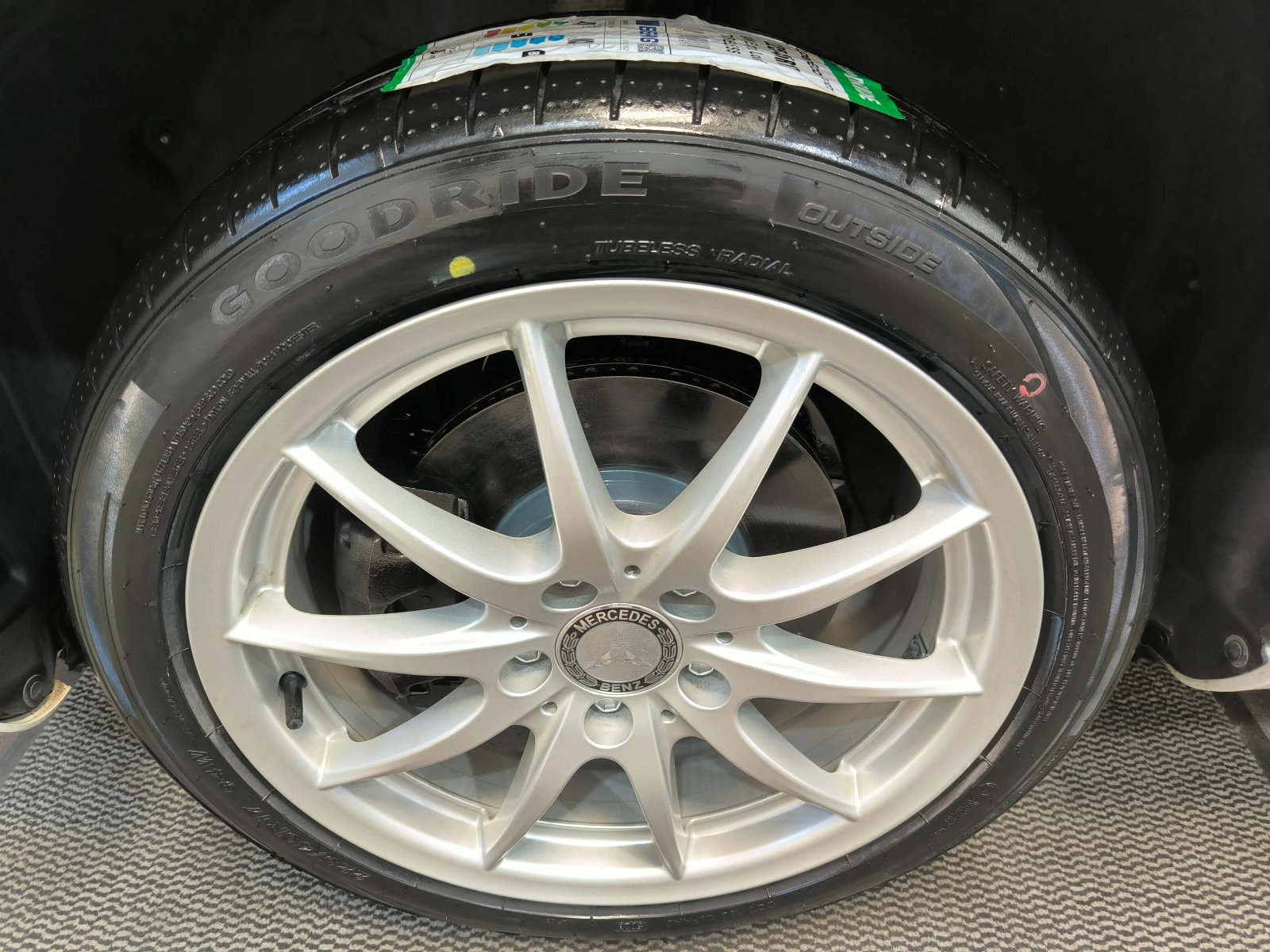 Mercedes-Benz A 180 АВТОМАТ, НАВИ, LED, FACELiFT, 91000km.ЕВРО 6С!, снимка 16 - Автомобили и джипове - 54810327