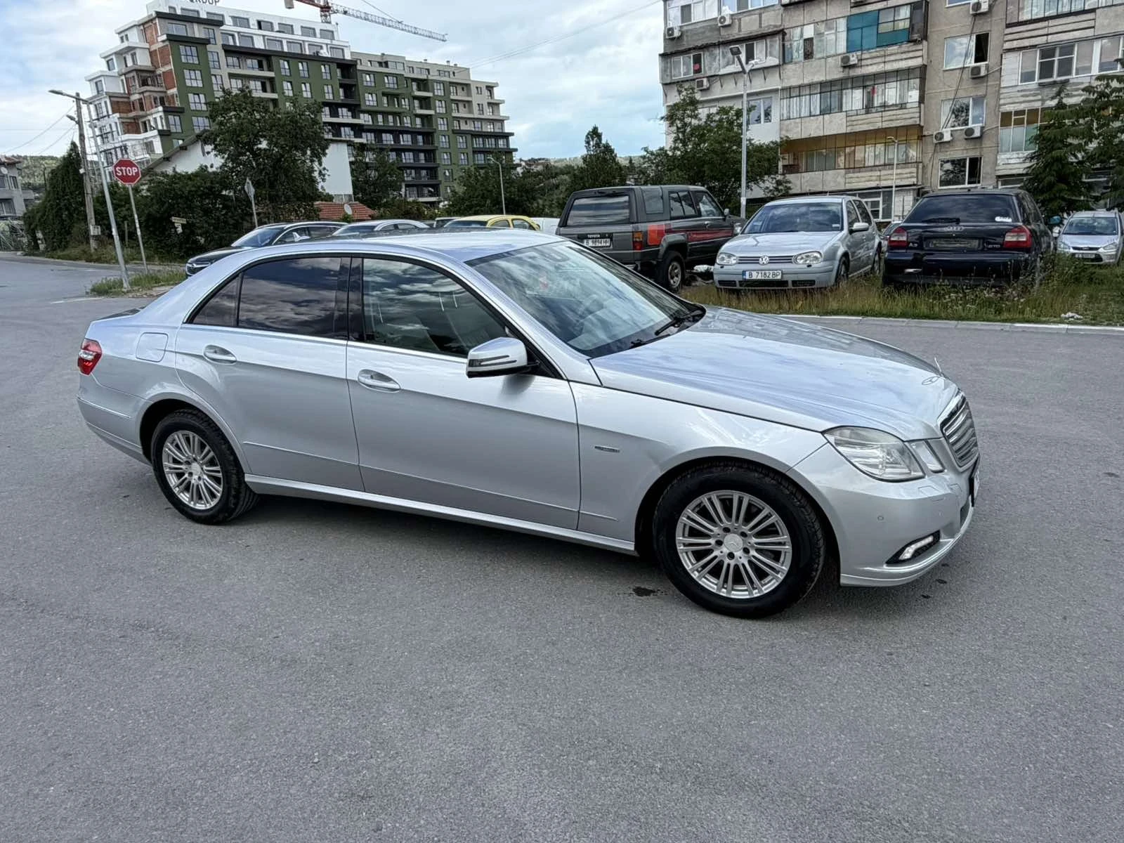 Mercedes-Benz E 350, снимка 2 - Автомобили и джипове - 54896877