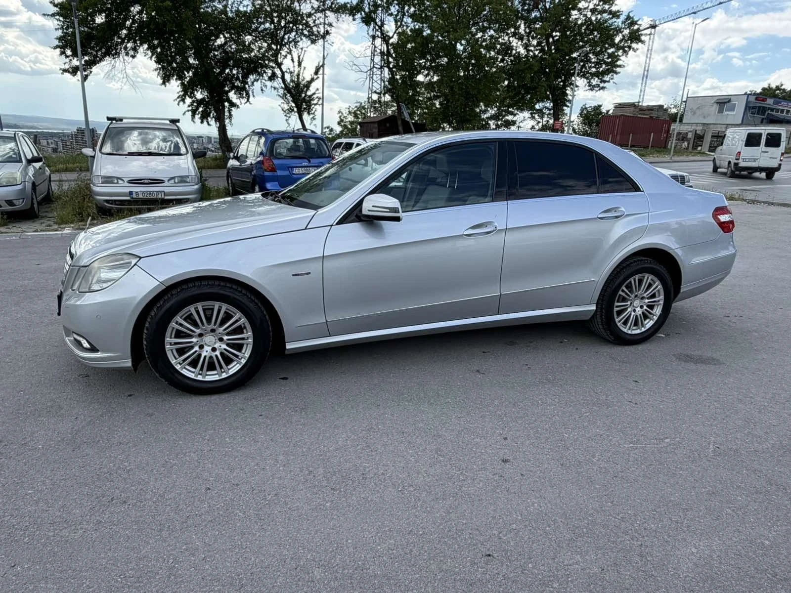 Mercedes-Benz E 350, снимка 3 - Автомобили и джипове - 54896877