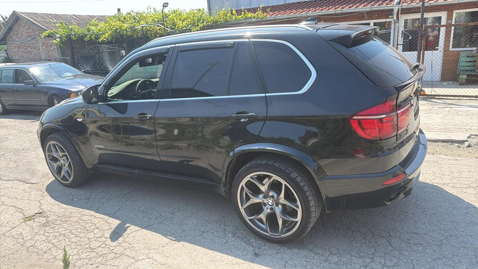 BMW M5 4.4