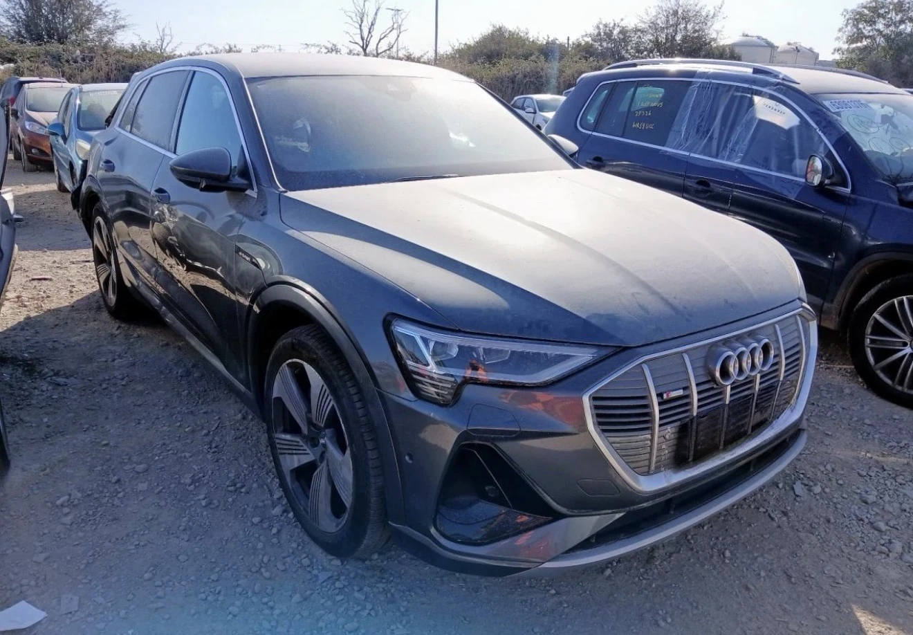 Audi E-Tron 71квч 230кв куатро, снимка 2 - Автомобили и джипове - 55803093