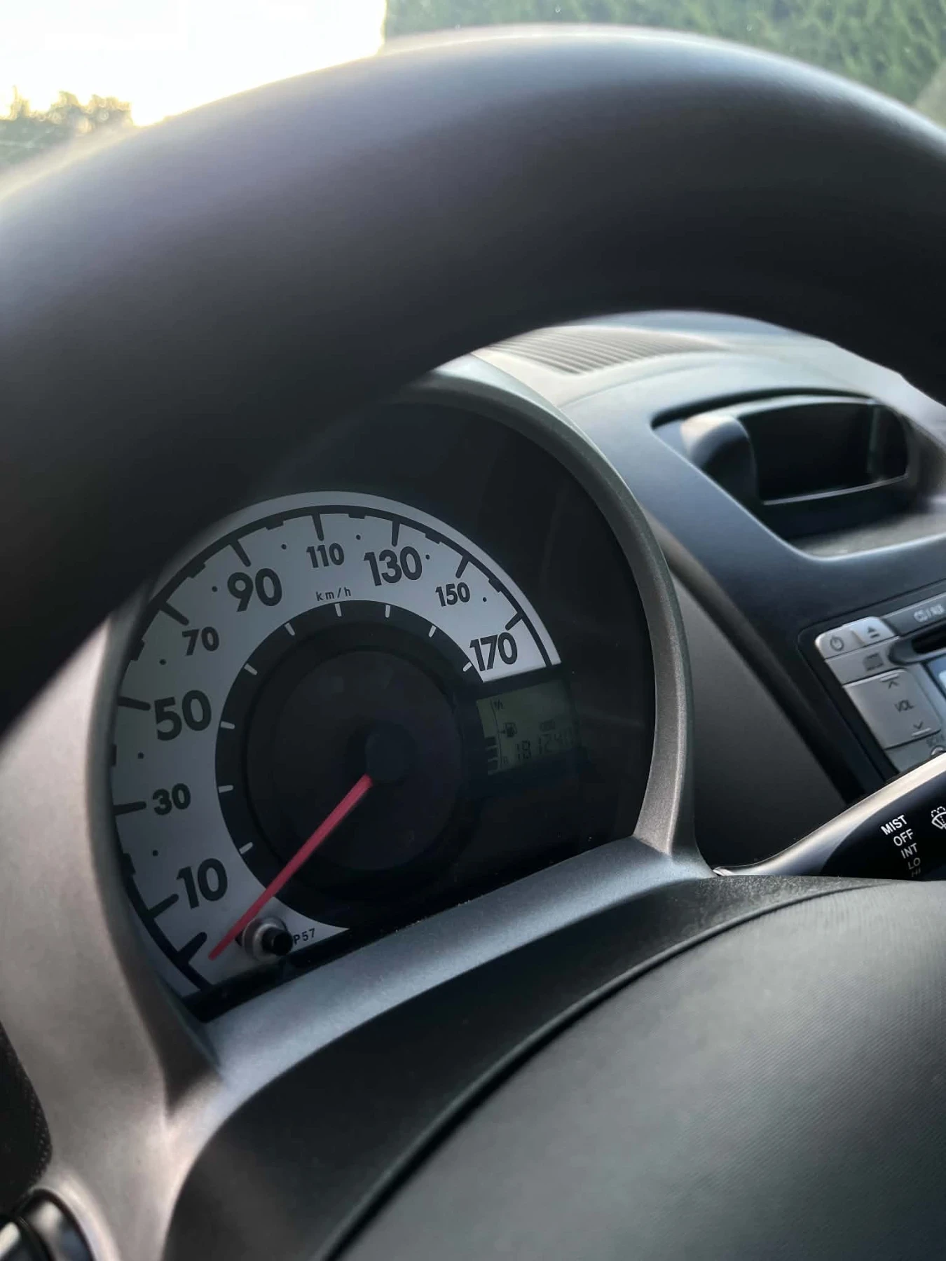 Peugeot 107, снимка 10 - Автомобили и джипове - 56015574