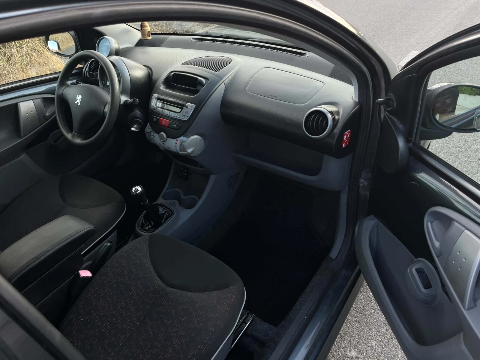 Peugeot 107, снимка 7 - Автомобили и джипове - 56015574