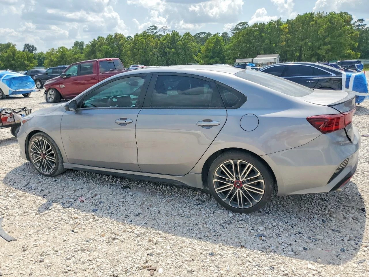 Kia Forte 1.6l Gt, снимка 2 - Автомобили и джипове - 56039355