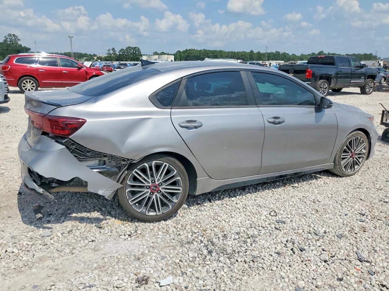 Kia Forte 1.6l Gt, снимка 3 - Автомобили и джипове - 56039355
