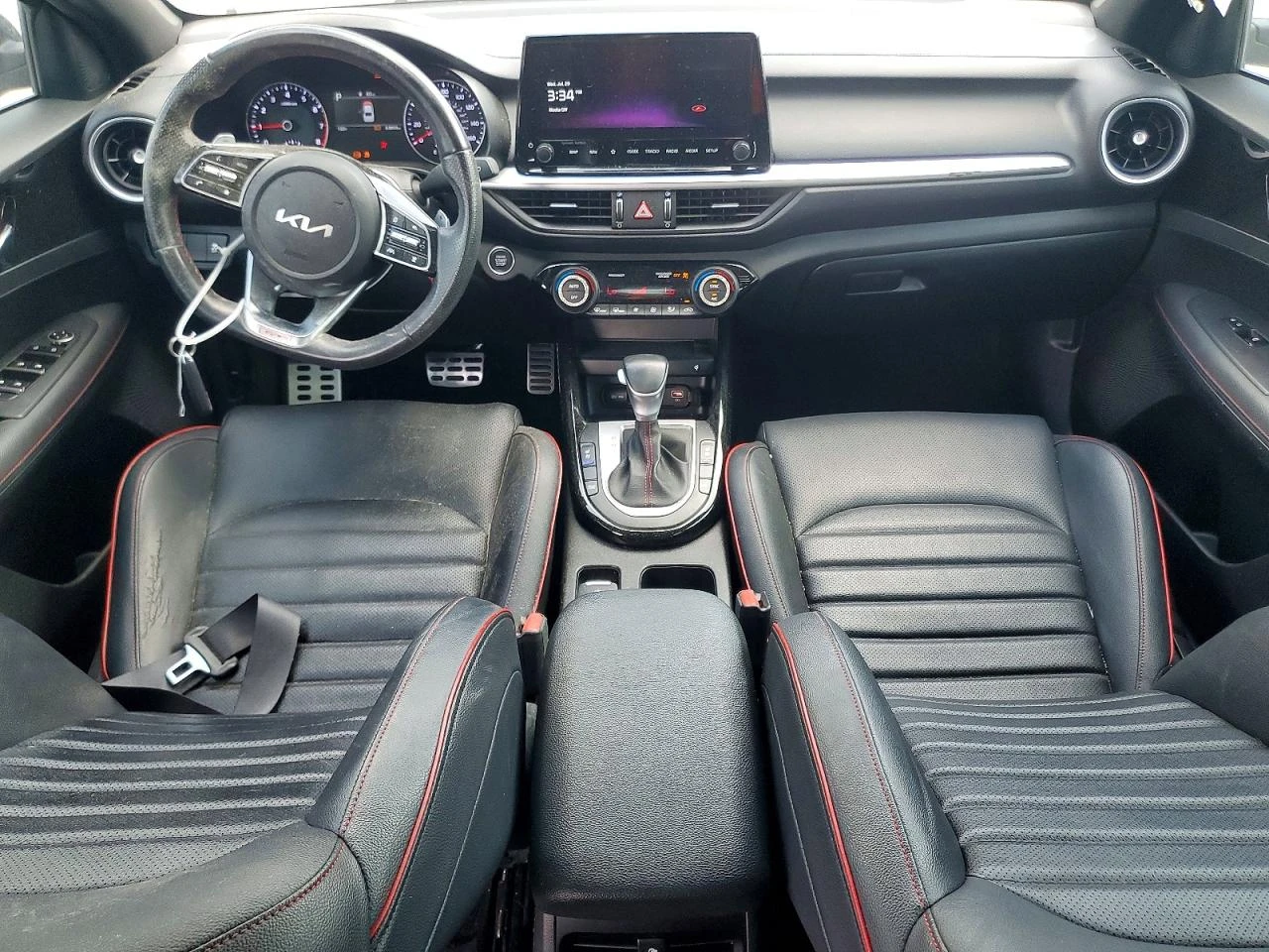 Kia Forte 1.6l Gt, снимка 8 - Автомобили и джипове - 56039355