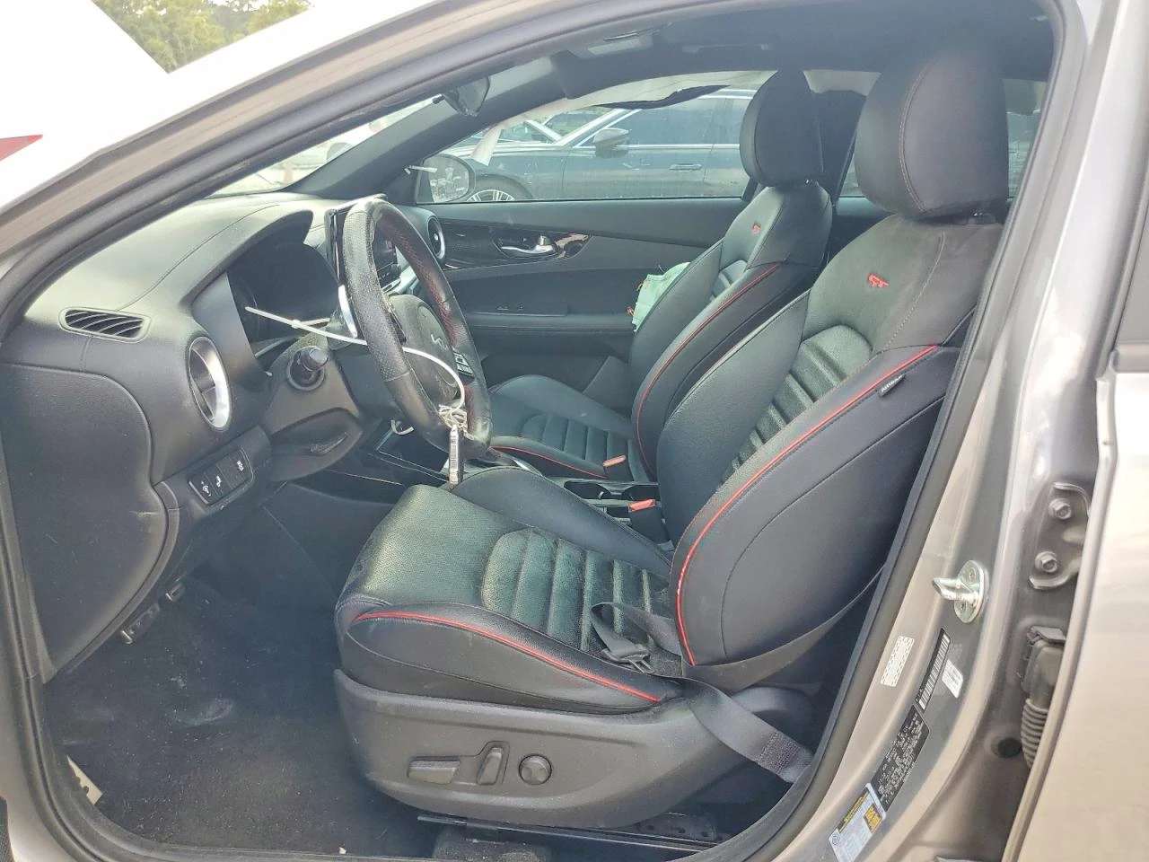 Kia Forte 1.6l Gt, снимка 7 - Автомобили и джипове - 56039355