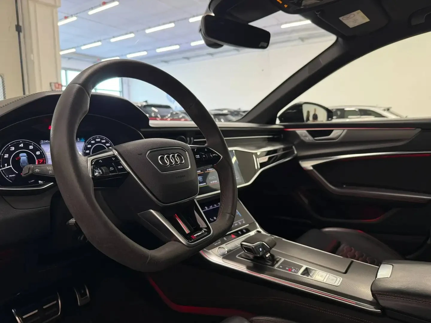Audi Rs6 Avant 4.0 TFSI V8 Quattro, снимка 5 - Автомобили и джипове - 56112468