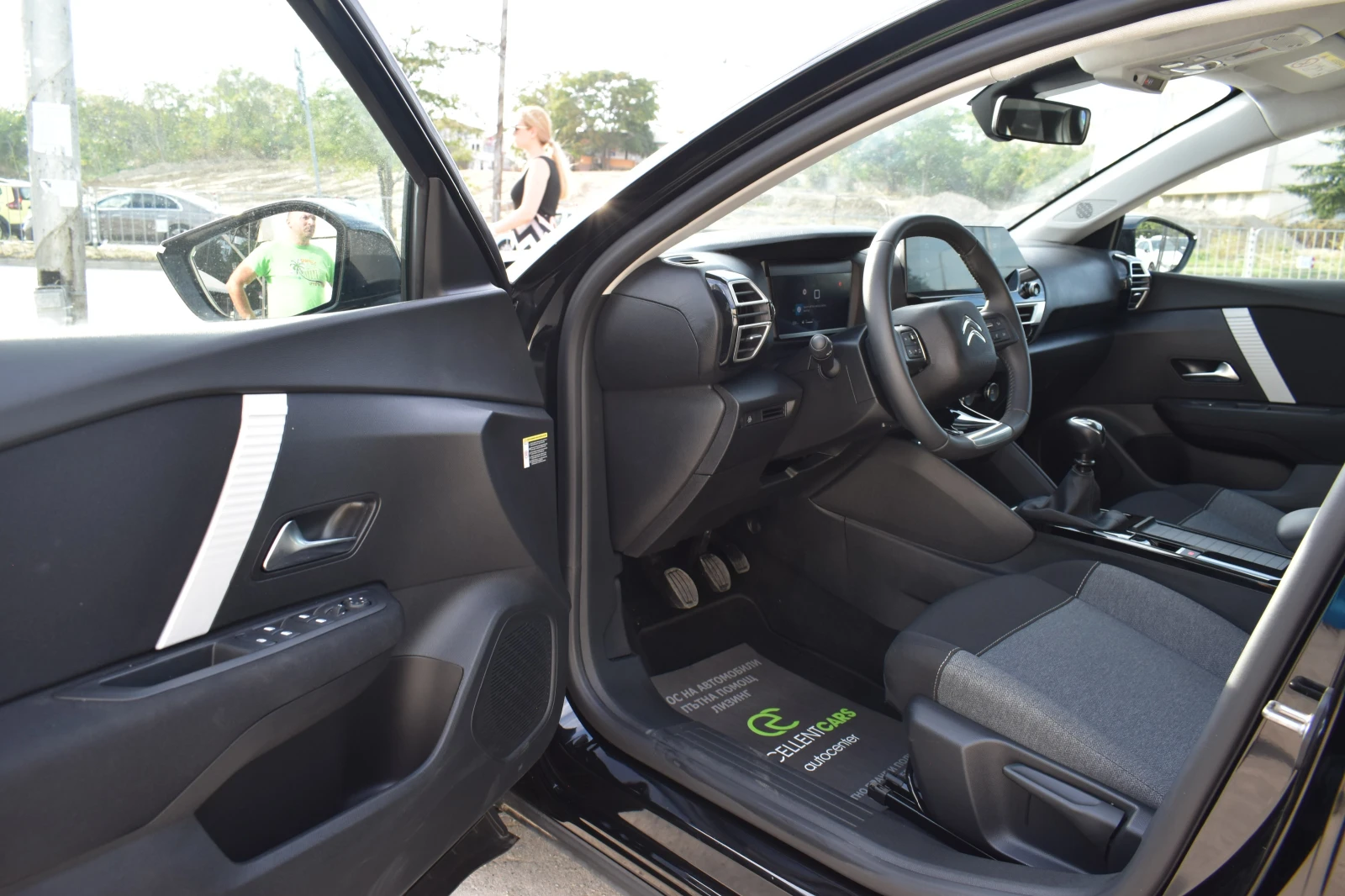 Citroen C4 500KM!!!* РАВЕН НА НОВ, снимка 8 - Автомобили и джипове - 56214584