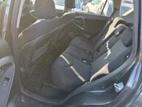 Toyota Rav4 2.2d4d 136k.c всичко платено нови гуми - 4800 € / 9387.98 лв. - 12038117 11