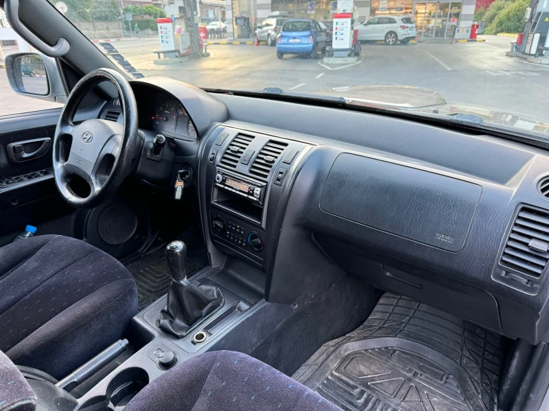 Hyundai Terracan 2.9 CRDi , снимка 15 - Автомобили и джипове - 46840604