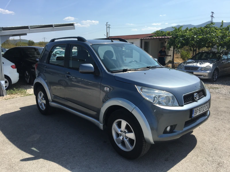 Daihatsu Terios 1.5i GAZinjek, снимка 4 - Автомобили и джипове - 47031207