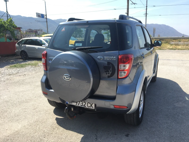 Daihatsu Terios 1.5i GAZinjek, снимка 6 - Автомобили и джипове - 47031207