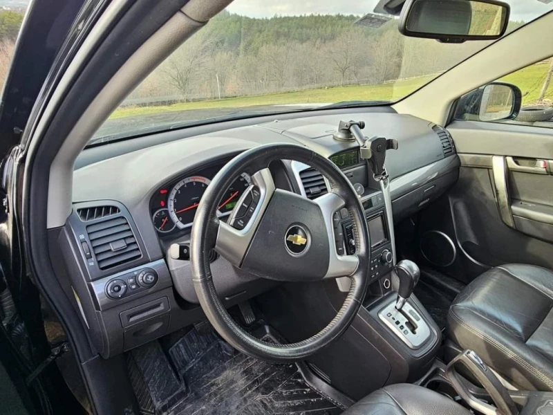 Chevrolet Captiva, снимка 9 - Автомобили и джипове - 47328930