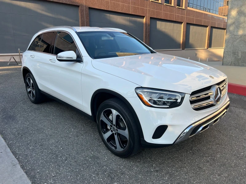 Mercedes-Benz GLC 300 2020* Digital* Distronic* Камера* Подгрев* мъртва , снимка 2 - Автомобили и джипове - 47336283