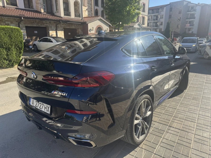 BMW X6 M50i SWAROWSKI ПЕРФЕКТЕН ВСИЧКИ ЕКСТРИ, снимка 2 - Автомобили и джипове - 51545376