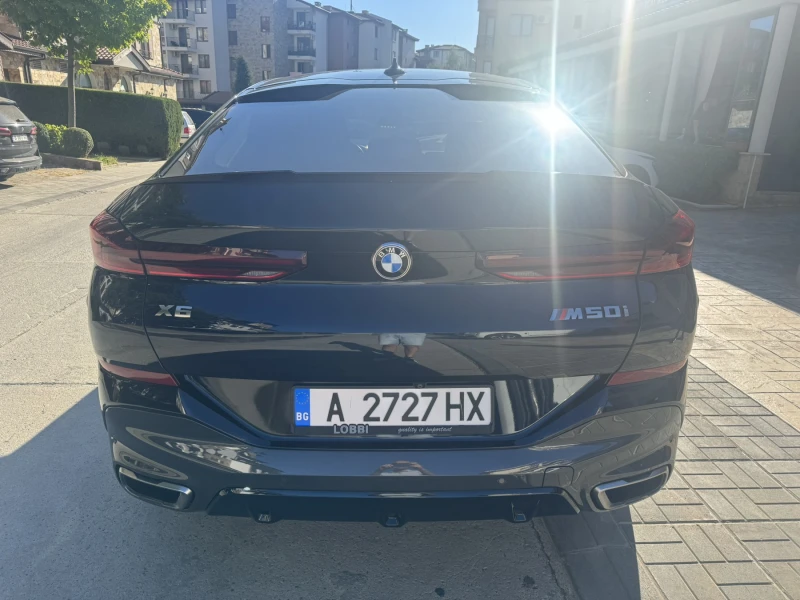 BMW X6 M50i SWAROWSKI ПЕРФЕКТЕН ВСИЧКИ ЕКСТРИ, снимка 6 - Автомобили и джипове - 51545376