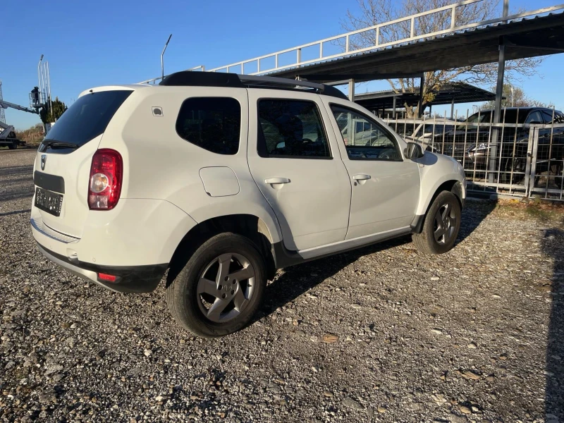 Dacia Duster 1.6i GAZ-BENZIN, снимка 6 - Автомобили и джипове - 52771657