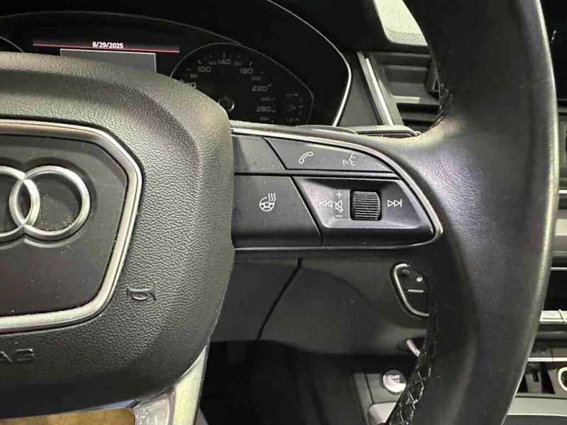 Audi Q5 * KOMFORT 45 QUATTRO * CARFAX * БЕЗ ПЪРВОНАЧАЛНА В, снимка 13 - Автомобили и джипове - 52848071