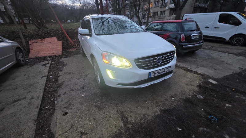 Volvo XC60, снимка 4 - Автомобили и джипове - 53599602