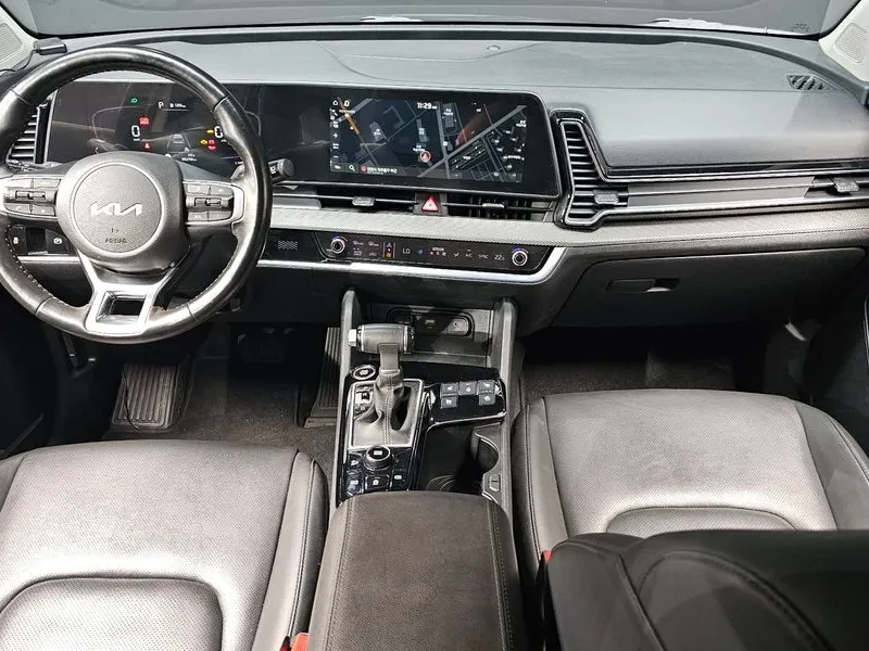 Kia Sportage 2.0 CRDi   2023 модел   186 к.с.   Автоматик   ТОП, снимка 5 - Автомобили и джипове - 55131337