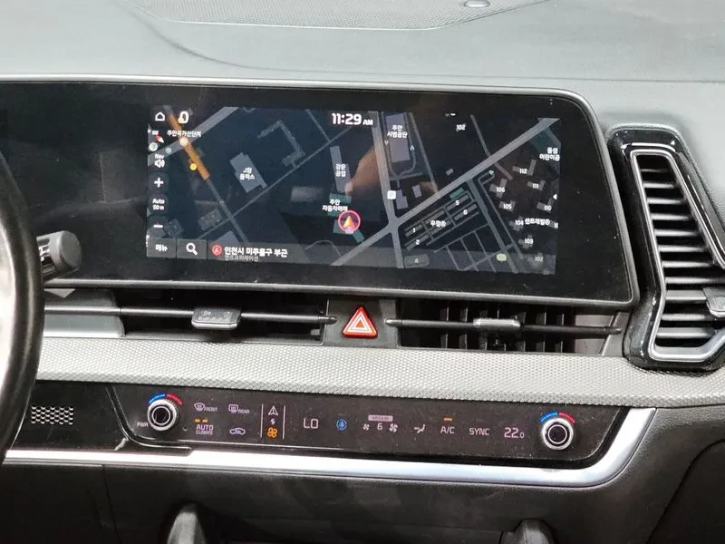 Kia Sportage 2.0 CRDi   2023 модел   186 к.с.   Автоматик   ТОП, снимка 11 - Автомобили и джипове - 55131337