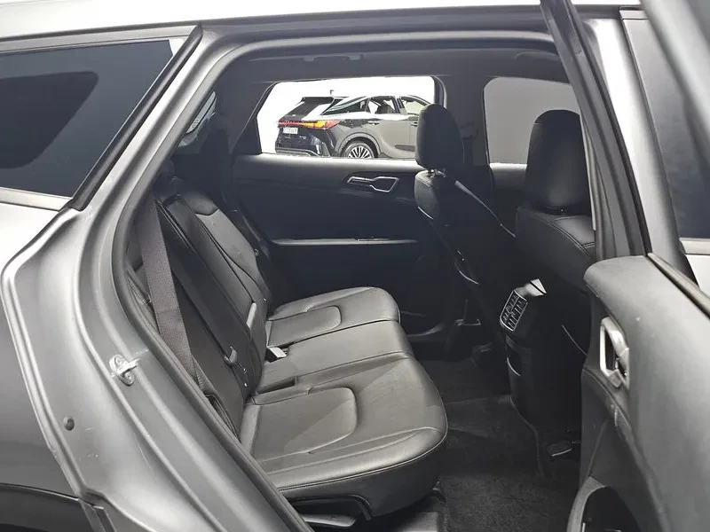 Kia Sportage 2.0 CRDi   2023 модел   186 к.с.   Автоматик   ТОП, снимка 16 - Автомобили и джипове - 55131337