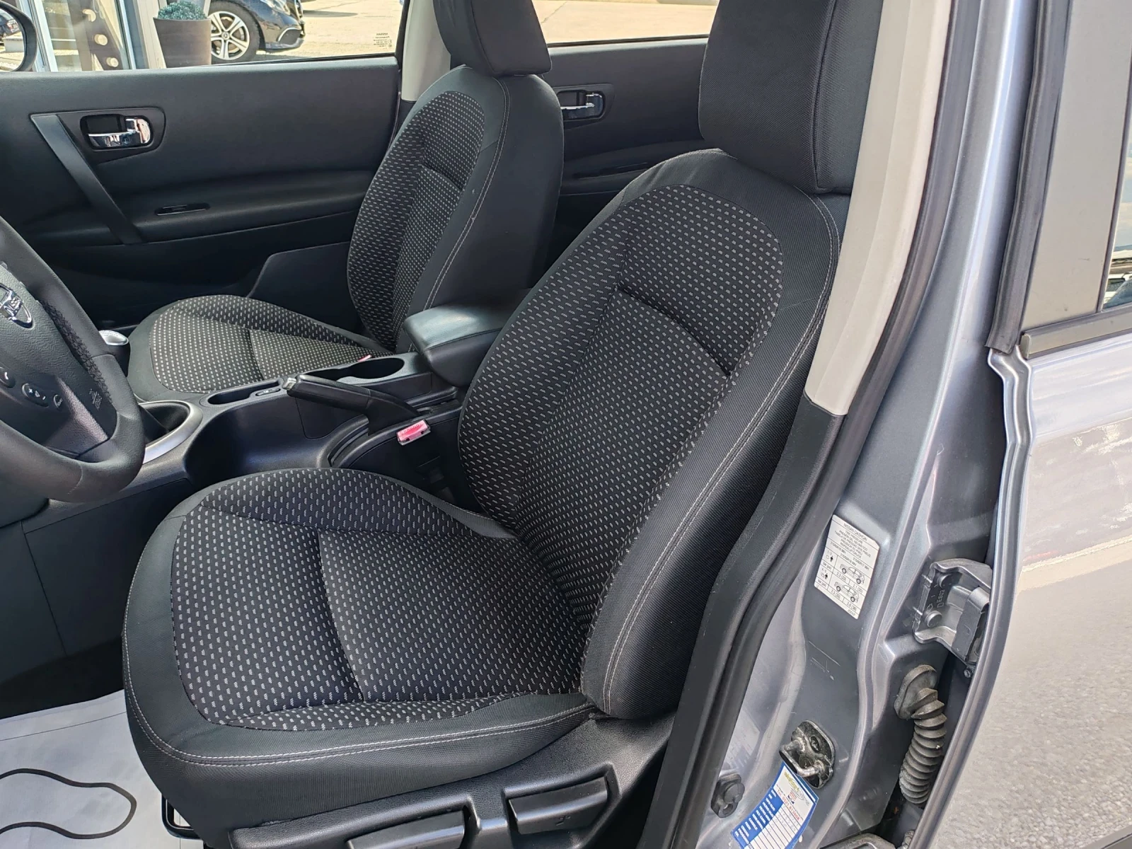 Nissan Qashqai 1.5dci Euro5 - изображение 7