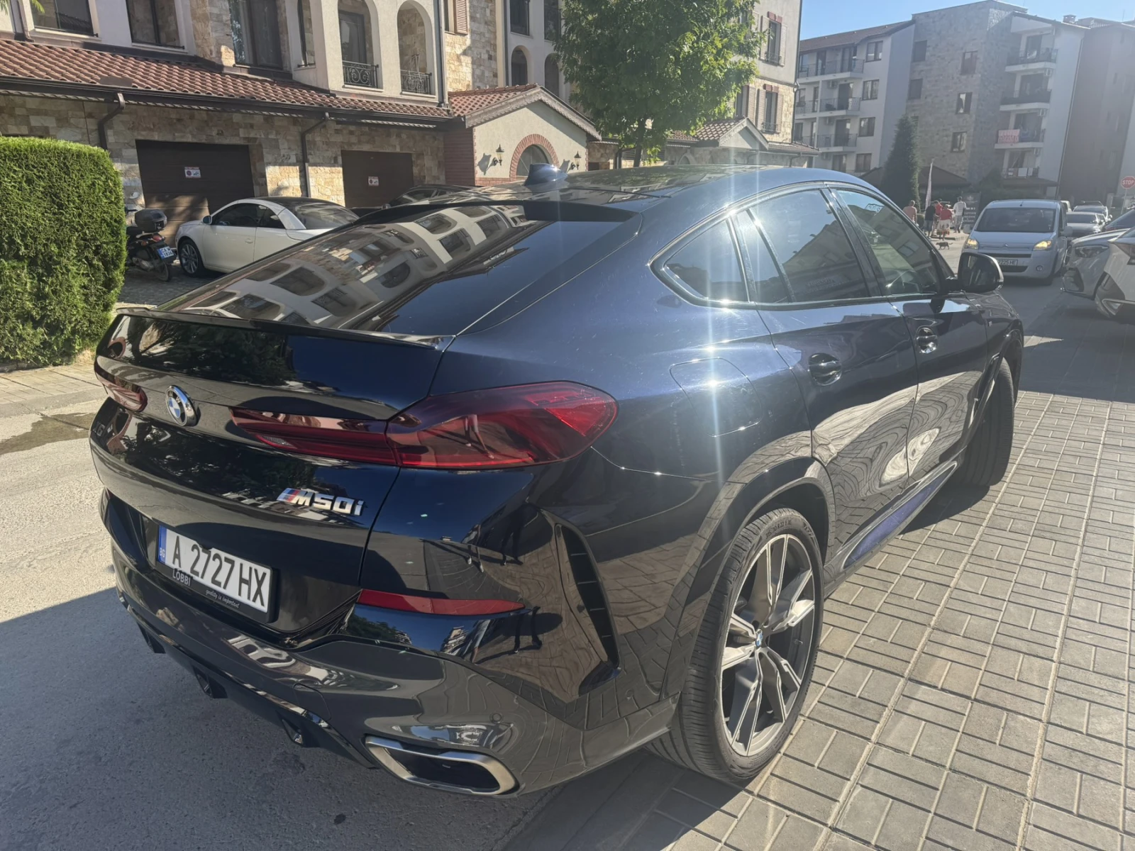 BMW X6 M50i SWAROWSKI ПЕРФЕКТЕН ВСИЧКИ ЕКСТРИ - изображение 2