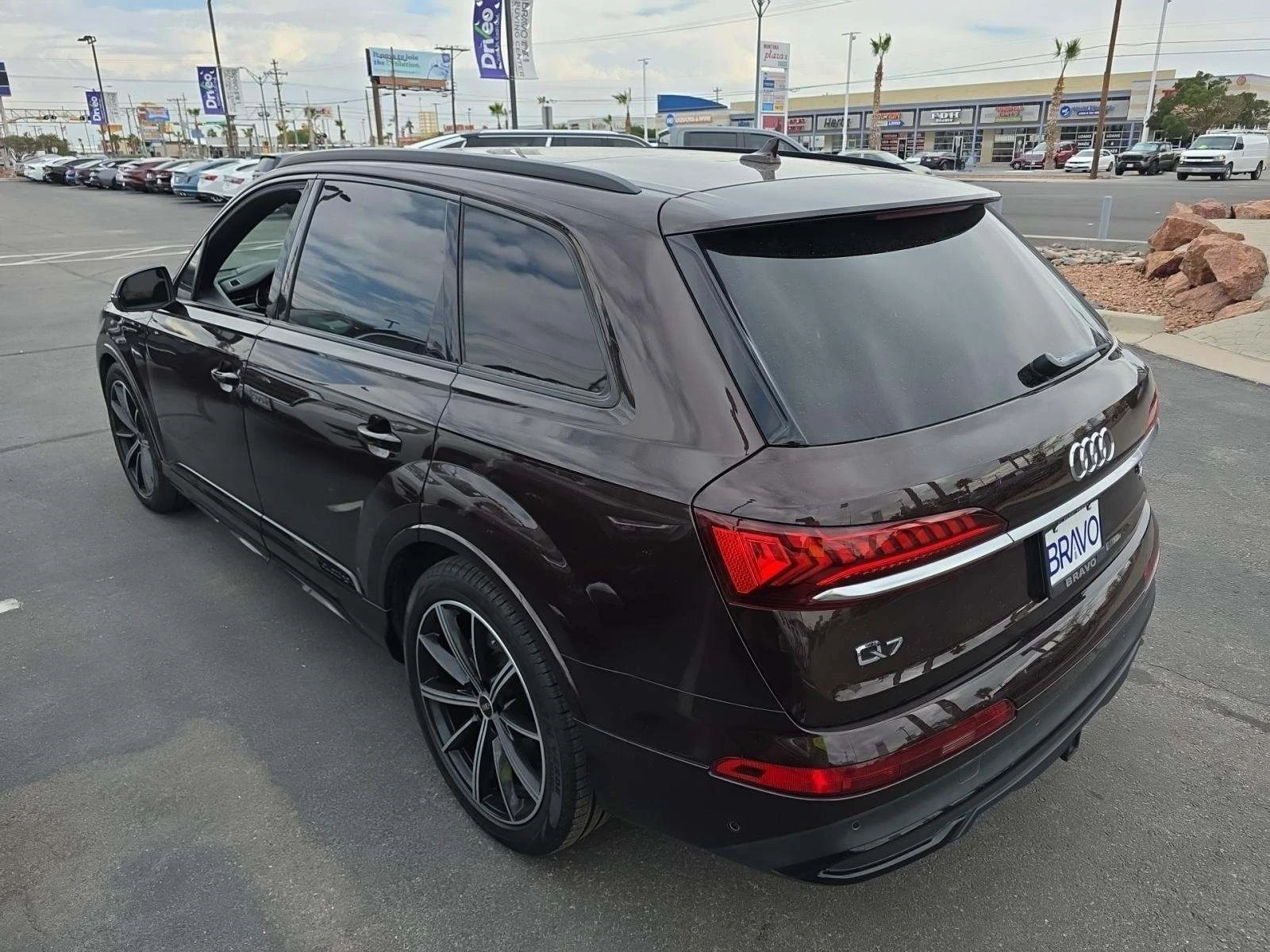 Audi Q7 PRESTIGE* MATRIX* DISTRONIK* HEADUP* ОБДУХ* ВАКУМ* - изображение 4