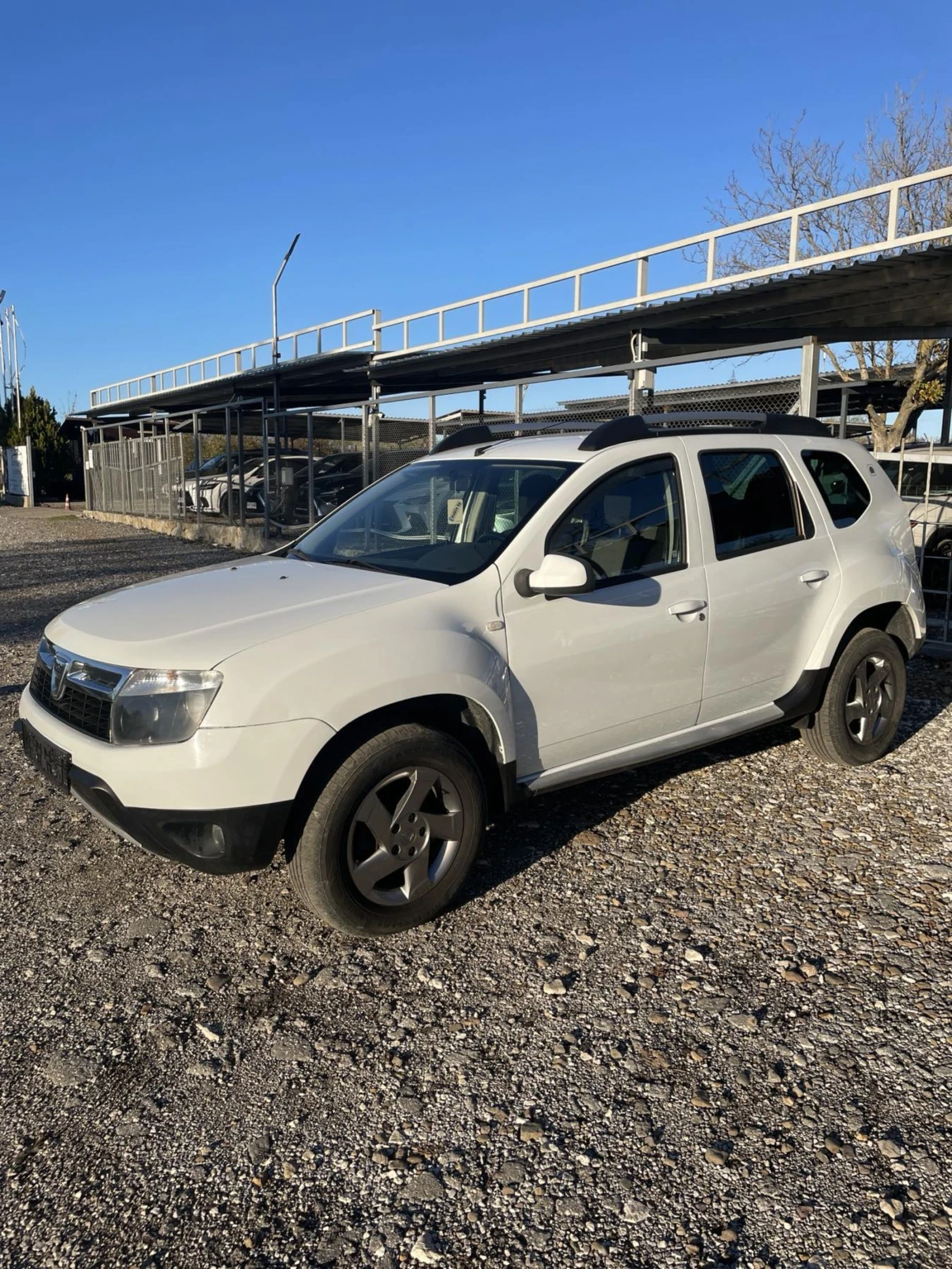Dacia Duster 1.6i GAZ-BENZIN | Mobile.bg � ����������� 1