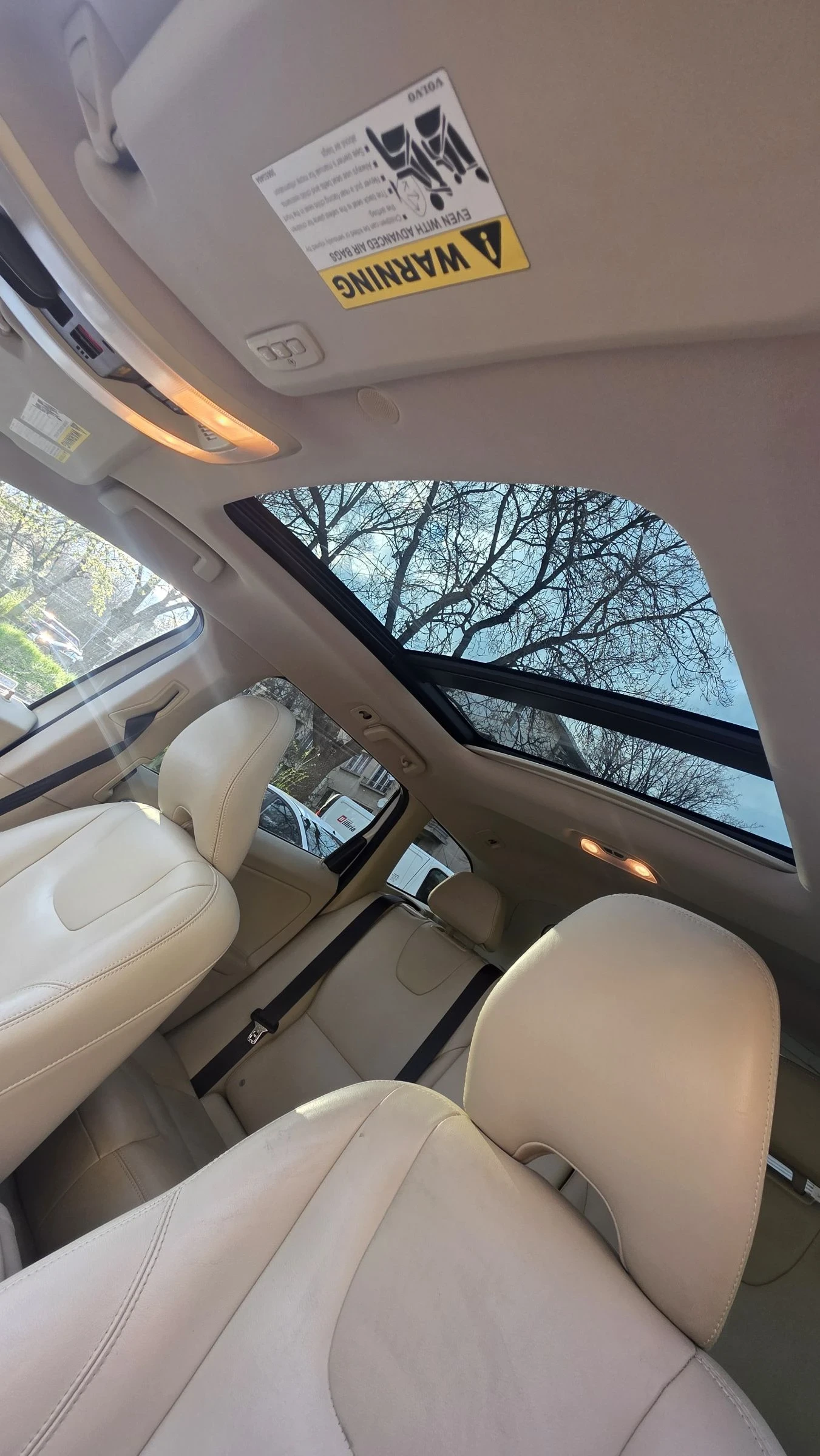 Volvo XC60 T5, Platinum, снимка 8 - Автомобили и джипове - 53954141